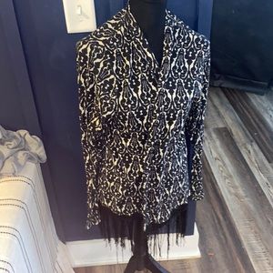 Question long sleeve sweater jacket